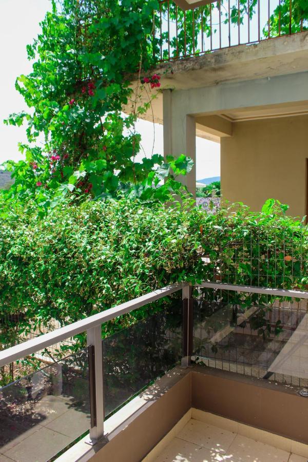 Apanema Apartments Вивари Экстерьер фото